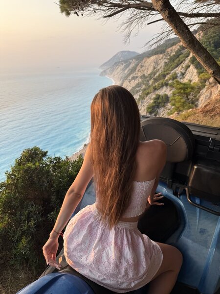 Colega colaborare serioasa si prietenoasa siteuri premium de dating